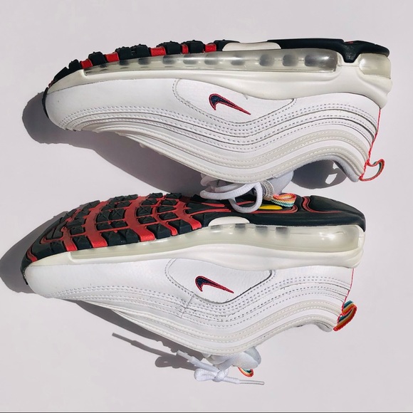 Nike Air Max 97 Triple White 2021 Size 7 (used only once). - Picture 3 of 6